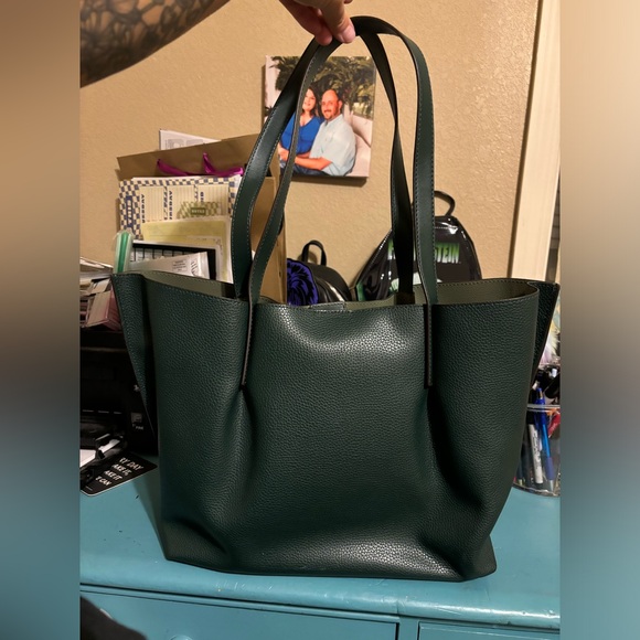 Emilia Large Pebbled Leather Tote Bag - Picture 2 of 6